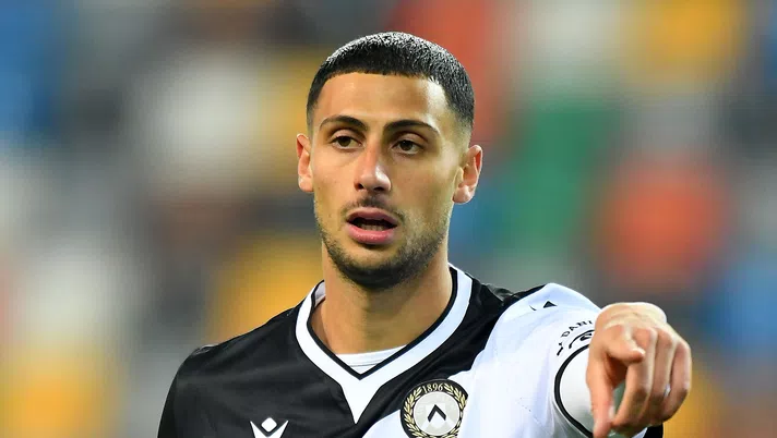 UDINE, ITALY - NOVEMBER 22: Rolando Mandragora of Udinese Calcio gestures during the Serie A match between Udinese Calcio and Genoa CFC at Dacia Arena on November 22, 2020 in Udine, Italy. (Photo by Alessandro Sabattini/Getty Images)
