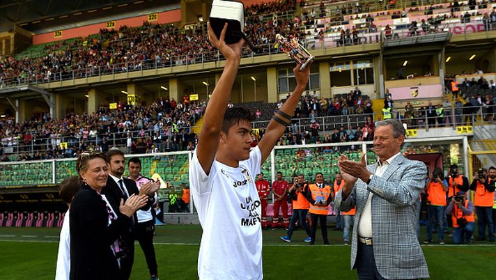 Zamparini precisa: “Non è vero che, se Dybala non gioca, non percepirò gli 8mln di bonus. Vi dico come stanno le cose”  Zamparini precisa: “Non è vero che, se Dybala non gioca, non percepirò gli 8mln di bonus. Vi dico come stanno le cose”