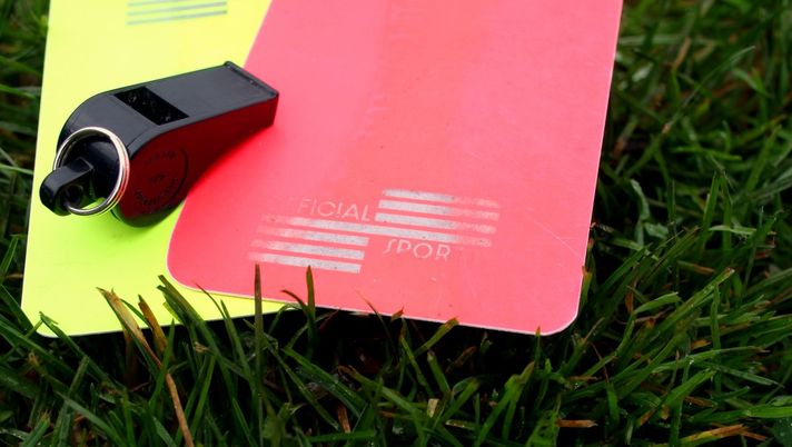 Moviola Bologna-Lazio: Colombo bravo a non dare rigore su Fabbian Moviola Bologna-Lazio: Colombo bravo a non dare rigore su Fabbian - immagine 1