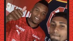 VIDEO/ Rennes, Dalbert si presenta ai tifosi con la nuova maglia