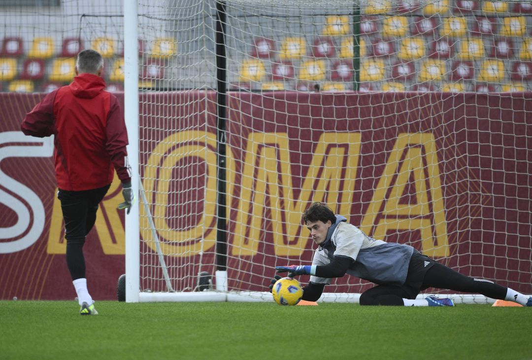 Roma, a Trigoria il primo allenamento del 2024: c’è Kumbulla  – FOTOGALLERY - immagine 20