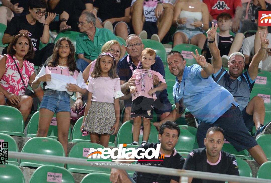 FOTOTIFO, Palermo-Reggiana 3-2 i tifosi allo stadio (gallery) - immagine 5