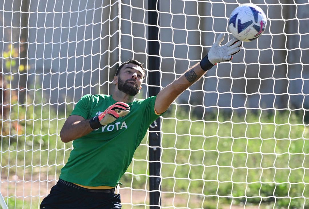 Trigoria, la Roma torna in campo in vista della sfida col Verona – FOTO GALLERY - immagine 21
