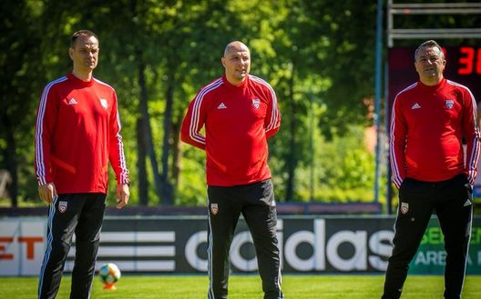 Vitosha, Asen Bukarev e il suo staff 