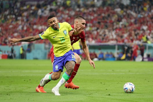 Neymar, caviglia gonfia come un pallone: Milenkovic nel mirino dei brasiliani- immagine 2
