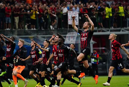 milan-napoli (Photo by Pier Marco Tacca/AC Milan via Getty Images) FOCUS AVVERSARIO – Milan-Napoli, la vetta attuale del calcio italiano. Pioli vuole il bis- immagine 2