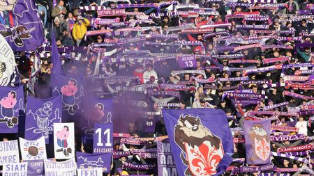 GERMOGLI PH: 11DICEMBRE 2021 FIRENZE STADIO ARTEMIO FRANCHI CAMPIONATO SERIE A TIM FIORENTINA VS SALERNITANA NELLA FOTO TIFOSI GERMOGLI PH: 11DICEMBRE 2021 FIRENZE STADIO ARTEMIO FRANCHI CAMPIONATO SERIE A TIM FIORENTINA VS SALERNITANA NELLA FOTO TIFOSI