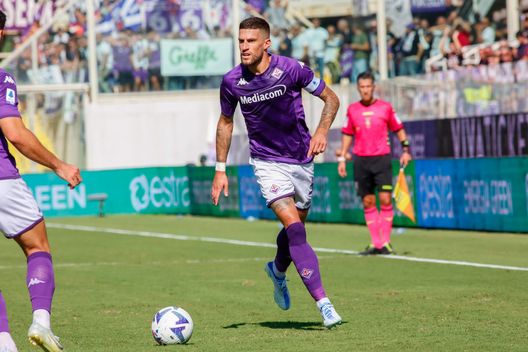 GERMOGLI PH: 18 SETTEMBRE 2022 FIRENZE STADIO ARTEMIO FRANCHI SERIE A FIORENTINA VS VERONA NELLA FOTO BIRAGHI Giuffredi rivela: “Stiamo discutendo il rinnovo di Biraghi”- immagine 2