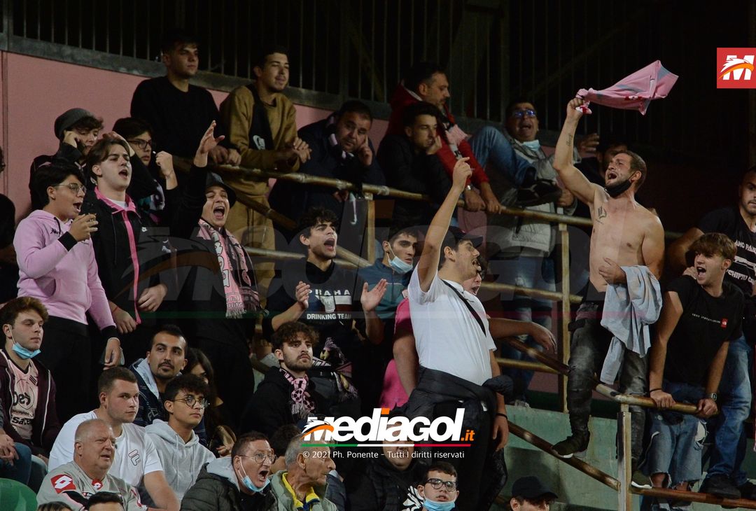 FOTO, i tifosi allo stadio per Palermo – Virtus Villafranca 1-0 (Gallery) - immagine 21