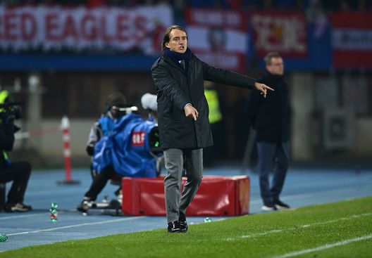 Roberto Mancini (Getty Images) Vocalelli: “Il Napoli sta dominando offrendo un calcio sublime. L’Italia ha deluso”- immagine 2