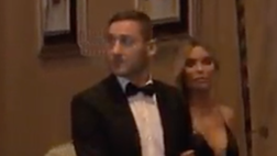 Totti, diamante da 300mila euro per la sua Noemi. “Hanno festeggiato una ricorrenza”