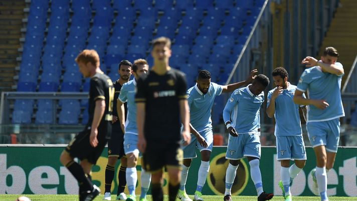 Serie A: il Palermo ne prende sei, set alla Lazio. Cadono Milan e Sampdoria  Serie A: il Palermo ne prende sei, set alla Lazio. Cadono Milan e Sampdoria