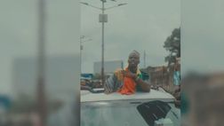 VIDEO / Pogba torna in Guinea, tifosi in delirio