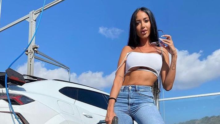 Aurah smentisce di aver investito Jesé: “Accuse gravi, la mia vita personale…” Aurah smentisce di aver investito Jesé: “Accuse gravi, la mia vita personale…” - immagine 1