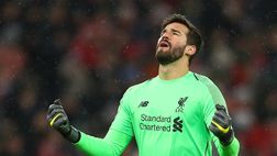 Alisson sprona il suo Liverpool