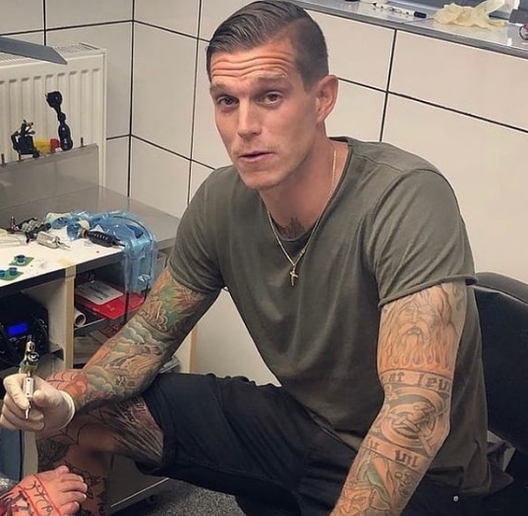 Agger (Instagram Agger) Agger (Instagram Agger)