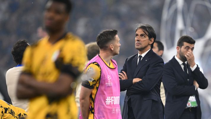 MUNICH, GERMANY - MAY 31: A dejected Inter head coach, Simone Inzaghi reacts after the UEFA Champions League Final 2025 between Paris Saint-Germain and FC Internazionale Milano at on May 31, 2025 in Munich, Germany. (Photo by Stu Forster/Getty Images) Cds – Inter, si può perdere ma non così. Alcune domande a Inzaghi. I nerazzurri sembravano… - immagine 1
