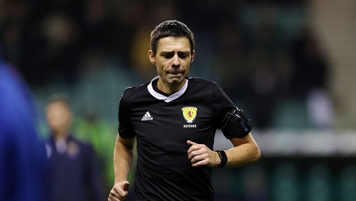 La Polizia indaga: minacce di morte all’arbitro dopo il derby Celtic-Rangers - immagine 1