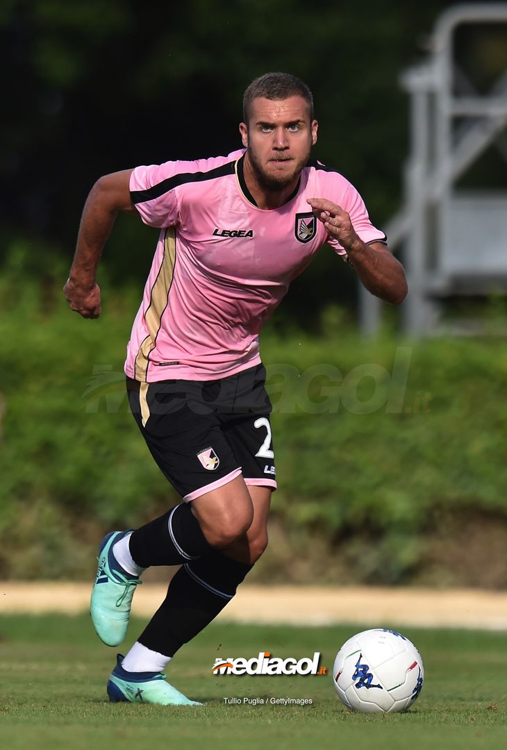  PALERMO, ITALY - AUGUST 18:  George Puscas of Palermo in action during the pre-season friendly match between US Citta' di Palermo and Sicula Leonzio at Carmelo Onorato training center on August 18, 2018 in Palermo, Italy.  (Photo by Tullio M. Puglia/Getty Images) 
