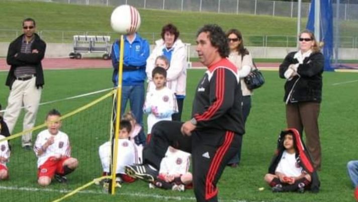 Andrea Icardi ha guidato una Scuola calcio collegata al Milan a Sydney dal 2007 al novembre 2019 Andrea Icardi ha guidato una Scuola calcio collegata al Milan a Sydney dal 2007 al novembre 2019