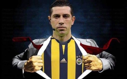 Derby di Istanbul, social "on fire" Derby di Istanbul, social "on fire"