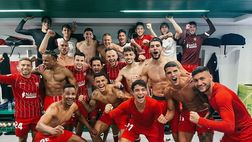 Siviglia, come ti filmo la gioia per il derby vinto: cori a squarciagola a centrocampo…
