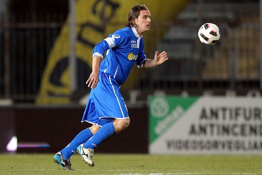 EMPOLI, ITALY - JANUARY 28: Lorenzo Stovini of Empoli FC in action during the Serie B match between Empoli FC and AS Varese at Stadio Carlo Castellani on January 28, 2011 in Empoli, Italy. (Photo by Gabriele Maltinti/Getty Images) Stovini a VN: “Fiorentina un passo avanti alle altre. Mercato? Ecco cosa manca”- immagine 2