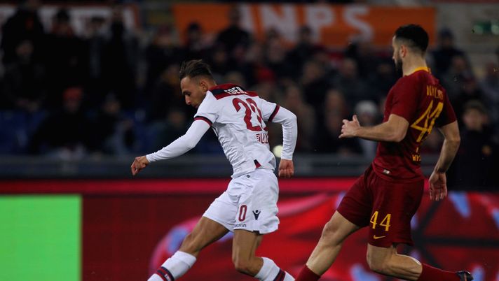 ROME, ITALY - FEBRUARY 18:  Simone Edera of Bologna FC kicks the ball during the Serie A match between AS Roma and Bologna FC at Stadio Olimpico on February 18, 2019 in Rome, Italy.  (Photo by Paolo Bruno/Getty Images) 