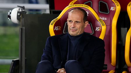 ROME, ITALY - MARCH 05: Massimiliano Allegri, Manager of Juventus, looks on prior to the Serie A match between AS Roma and Juventus at Stadio Olimpico on March 05, 2023 in Rome, Italy. (Photo by Paolo Bruno/Getty Images)