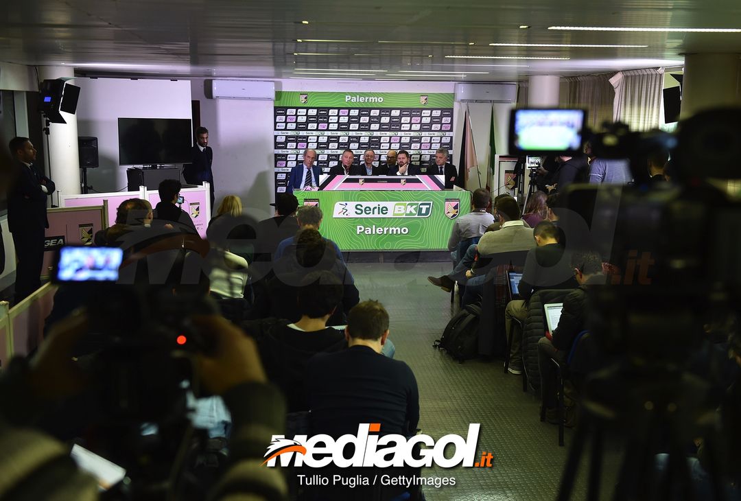  &lt;&gt; at Stadio Renzo Barbera on December 4, 2018 in Palermo, Italy. 