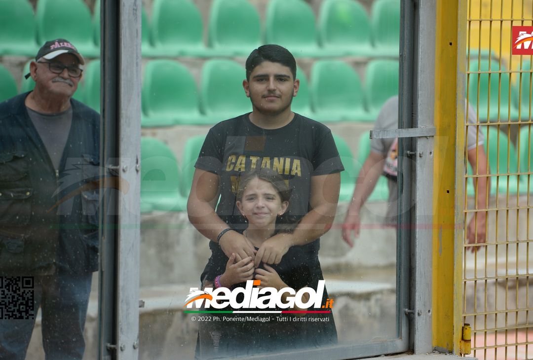 FOTOTIFO Palermo-Pisa 3-3, i tifosi allo Stadio “Renzo Barbera” (Gallery) - immagine 33