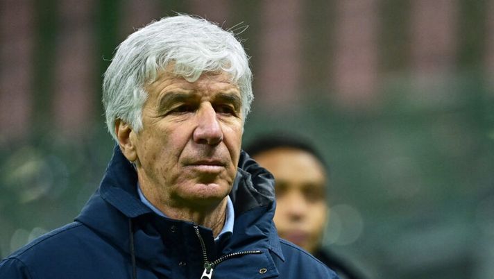 Atalanta's Italian coach Gian Piero Gasperini looks on during the Italian Serie A football match Inter Milan vs Atalanta, on March 8, 2021, at the San Siro stadium in Milan. (Photo by Miguel MEDINA / AFP) (Photo by MIGUEL MEDINA/AFP via Getty Images) Gasperini: “Pensavo non avrei mai più avuto Ilicic quest’anno! E qui acquisti alla Osimhen…” - immagine 1