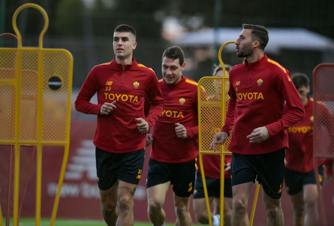 Trigoria, l’allenamento di rifinitura della Roma in vista del derby – FOTO GALLERY - immagine 16
