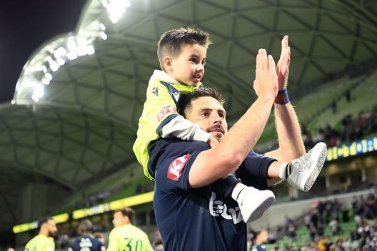 (Photo by Quinn Rooney/Getty Images) Derby di Melbourne: Fornaroli fa la storia, l’ultima in classifica batte la capolista!- immagine 2