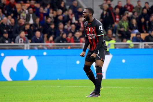 (Photo by Giuseppe Cottini/AC Milan via Getty Images) Tomori fuori dai convocati? Arriva per lui l’offerta di un sito per adulti!- immagine 2