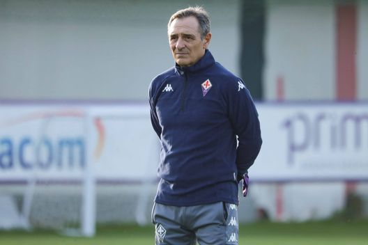Firenze, primo allenamento del nuovo allenatore della Fiorentina Cesare Prandelli al centro sportivo 2020-11-10 ©Niccolò Cambi/ Massimo Sestini Firenze, primo allenamento del nuovo allenatore della Fiorentina Cesare Prandelli al centro sportivo 2020-11-10 ©Niccolò Cambi/ Massimo Sestini