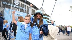 Il sound Oasis porta bene al Manchester City nel derby: 6 gol fratelli Gallagher…