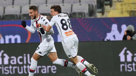 FLORENCE, ITALY - DECEMBER 07: Marko Pjaca of Genoa CFC celebrates after scoring a goal during the Serie A match between ACF Fiorentina and Genoa CFC at Stadio Artemio Franchi on December 7, 2020 in Florence, Italy.  (Photo by Gabriele Maltinti/Getty Images)
