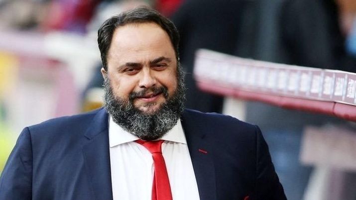 L'annuncio social del presidentissimo di due club calcistici L'annuncio social del presidentissimo di due club calcistici