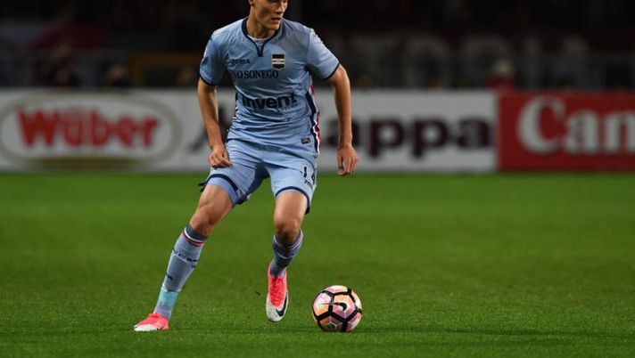 TURIN, ITALY - APRIL 29: Patrik Schick of UC Sampdoria celebrates cthe opening goal during the Serie A match between FC Torino and UC Sampdoria at Stadio Olimpico di Torino on April 29, 2017 in Turin, Italy. (Photo by Valerio Pennicino/Getty Images) Schick si prende una pausa: tra l’Inter e la nuova… pazza idea - immagine 1