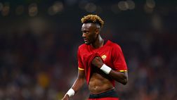 Abraham a passeggio con Tomori a Hollywood