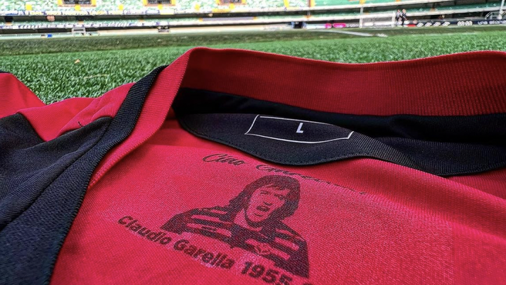 Hellas Verona FC Omaggio a Garella: il Verona con la maglia che lo ricorda - immagine 1