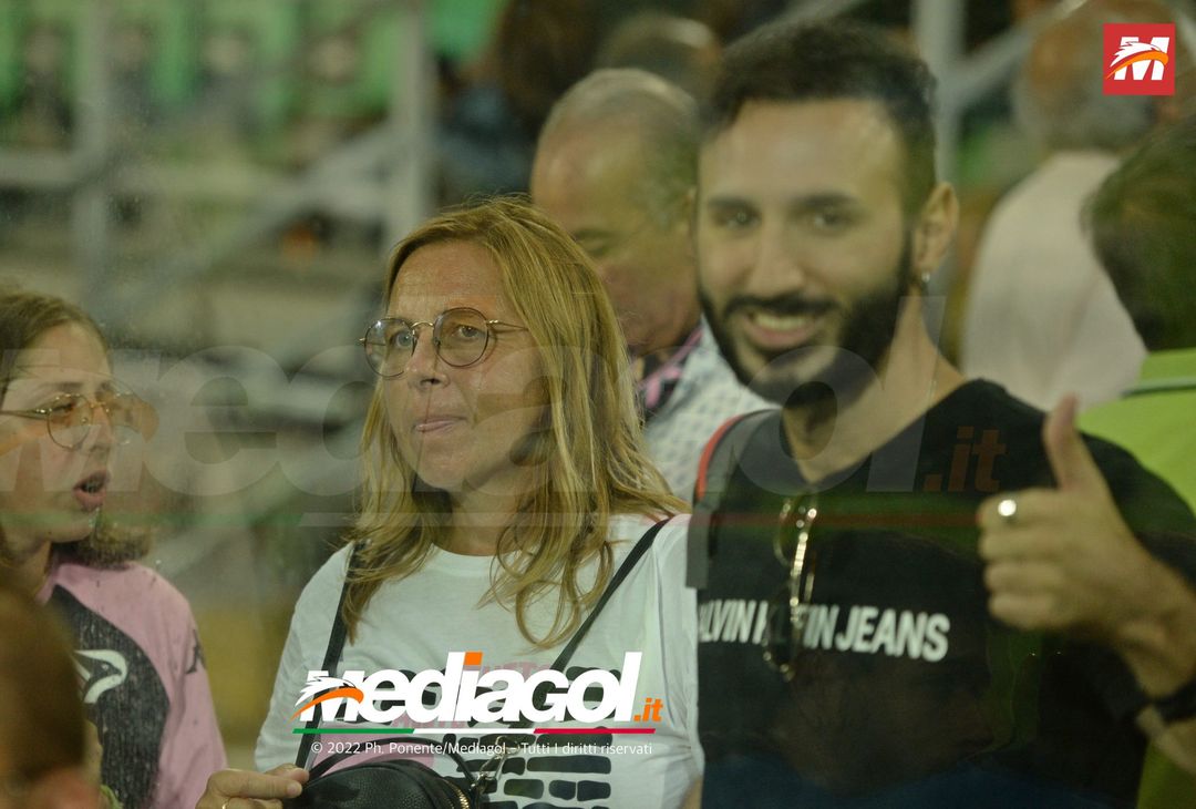 FOTOTIFO, Palermo-Ascoli 2-3: i tifosi allo stadio “Renzo Barbera” (Gallery) - immagine 7