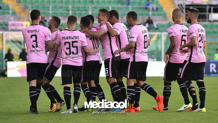 A tutto Perinetti, Jajalo si prepara per il Venezia: “Sarà sfida importante per noi”. Preoccupazione Chochev, ma quanti ex allenatori del Palermo in Serie A… A tutto Perinetti, Jajalo si prepara per il Venezia: “Sarà sfida importante per noi”. Preoccupazione Chochev, ma quanti ex allenatori del Palermo in Serie A…