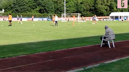 VIDEO Napoli, allenamento a Dimaro: De Laurentiis osserva a bordo campo