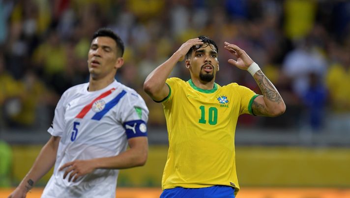 Lucas Paquetá, calciatore del Lione, si è infortunato provando un aquilone