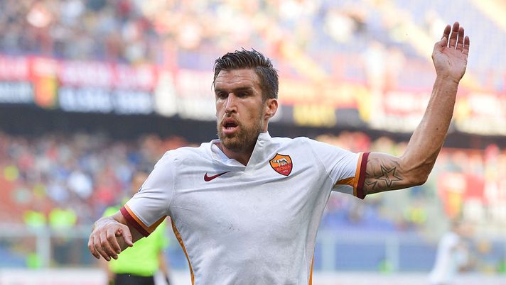 Calciomercato Roma, Strootman furibondo per la cessione al Marsiglia: &#8220;Mi hanno venduto&#8230;&#8221; 