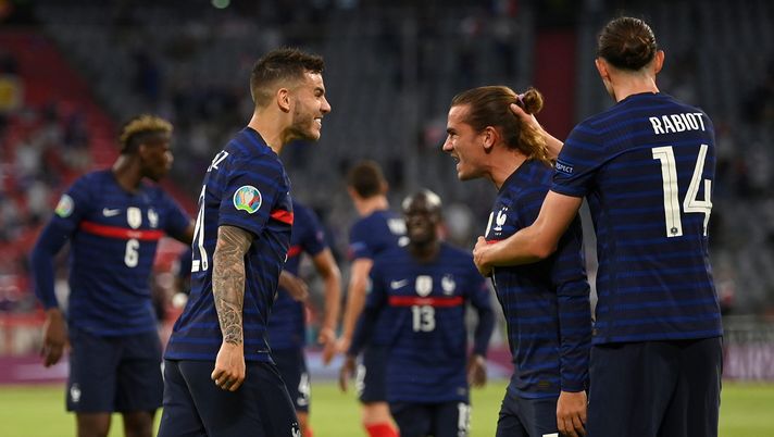 MUNICH, GERMANY - JUNE 15: Lucas Hernandez, Antoine Griezmann and Adrien Rabiot of France celebrate their side's first goal, an own goal by Mats Hummels of Germany (not pictured) during the UEFA Euro 2020 Championship Group F match between France and Germany at Football Arena Munich on June 15, 2021 in Munich, Germany. (Photo by Matthias Hangst/Getty Images) MUNICH, GERMANY - JUNE 15: Lucas Hernandez, Antoine Griezmann and Adrien Rabiot of France celebrate their side's first goal, an own goal by Mats Hummels of Germany (not pictured) during the UEFA Euro 2020 Championship Group F match between France and Germany at Football Arena Munich on June 15, 2021 in Munich, Germany. (Photo by Matthias Hangst/Getty Images)