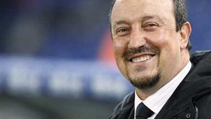Benitez non pensa alla panchina: il tecnico si rilassa con i suoi cani! | FOTO Benitez non pensa alla panchina: il tecnico si rilassa con i suoi cani! | FOTO