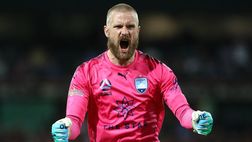 Dopo il ballo mondiale contro il Perù: Andrew Redmayne lo fa ancora, para un rigore e vince il Sydney FC